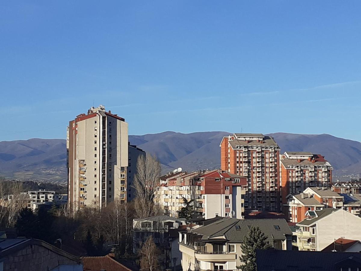 Ballet Apartament Skopje Luaran gambar